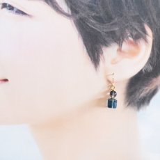 画像8: 半額SALE【限定数のみ】香水瓶　ブルーグリーンフローライト　14KGFピアス (8)